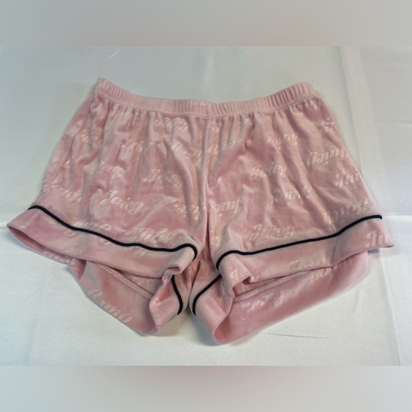 Juicy Couture Pajama set. - Picture 6 of 6